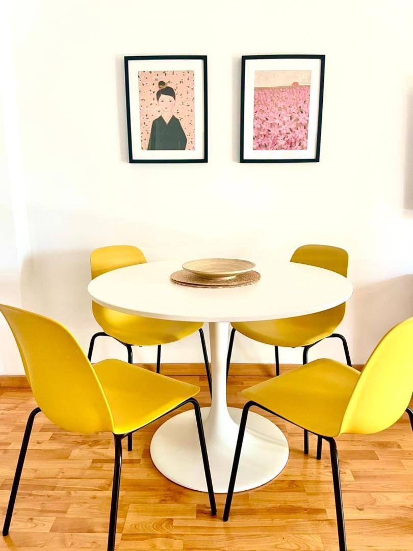 Apartament Calido Con Gran Terraza Y Vistas A 600 Metros Del Mar *